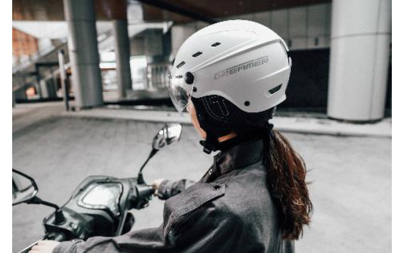 Are you wearing this helmet right?